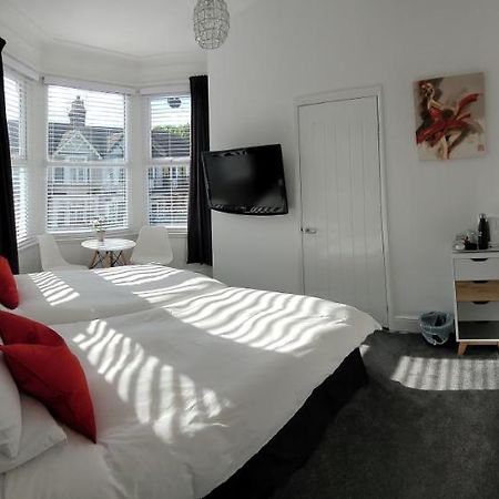 Edelweiss Guest House Southend-on-Sea Esterno foto