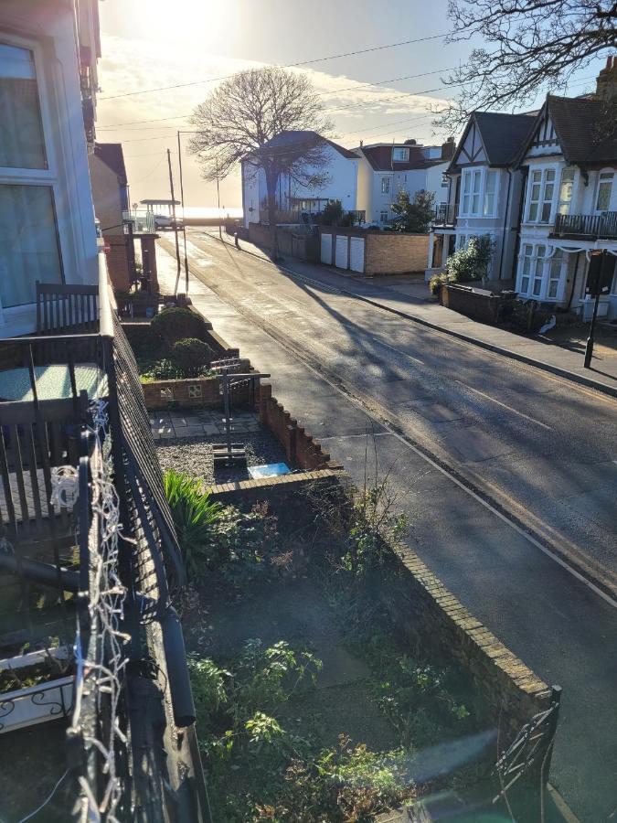 Edelweiss Guest House Southend-on-Sea Esterno foto
