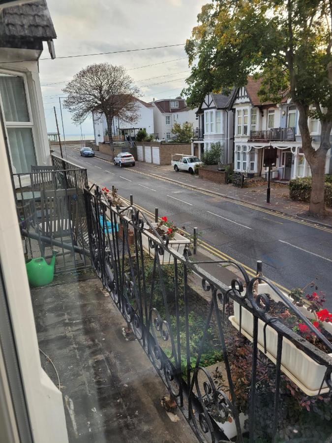 Edelweiss Guest House Southend-on-Sea Esterno foto